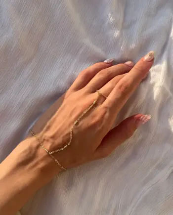 Vertical gleam Hand chain