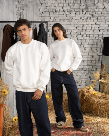 Essential Crewneck in Offwhite