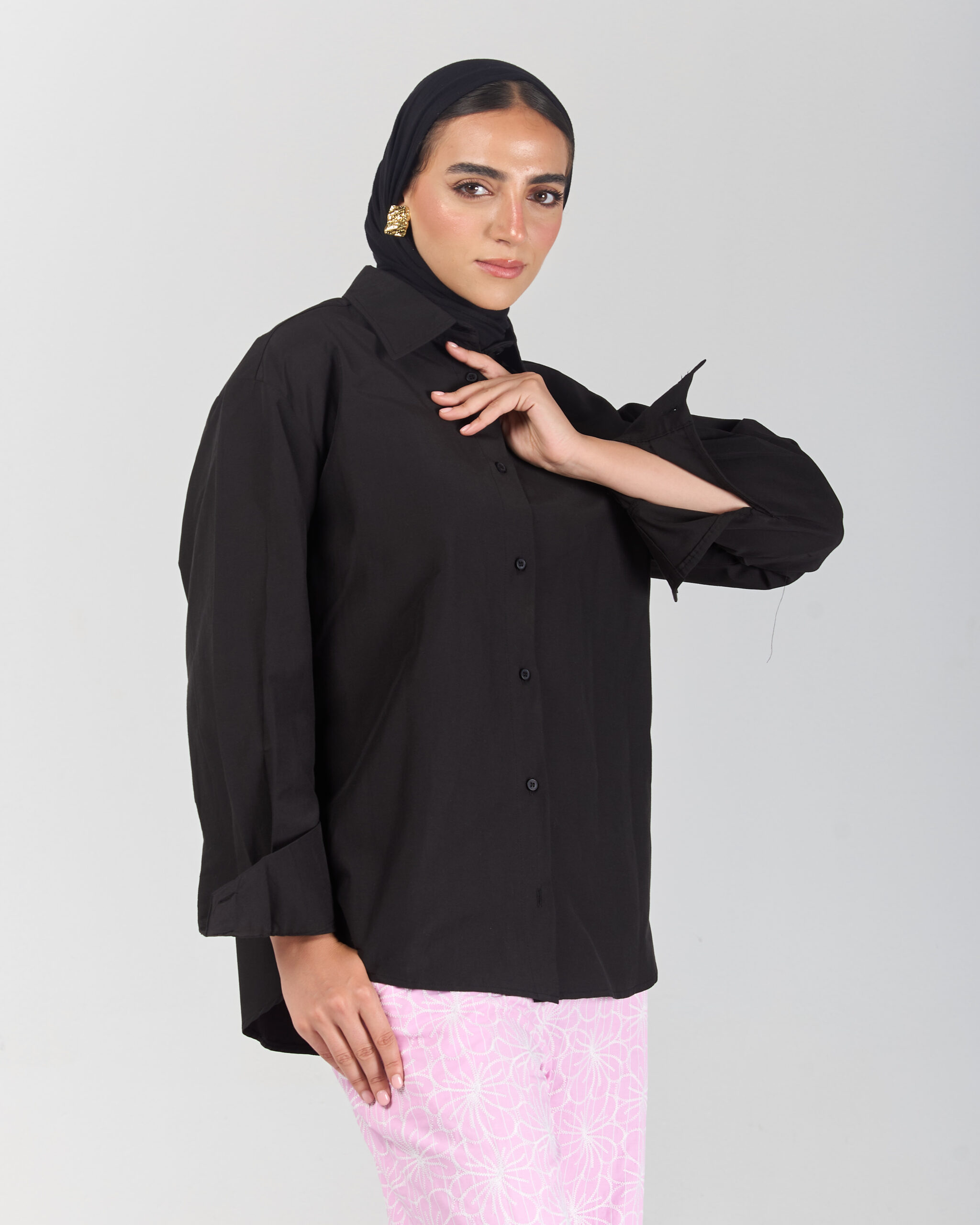 Sabeya - The Basic Shirt