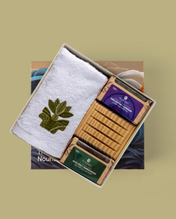 Nile Naturals - Dry/Sensitive Skin Bundle 18.5x19.5x4.5